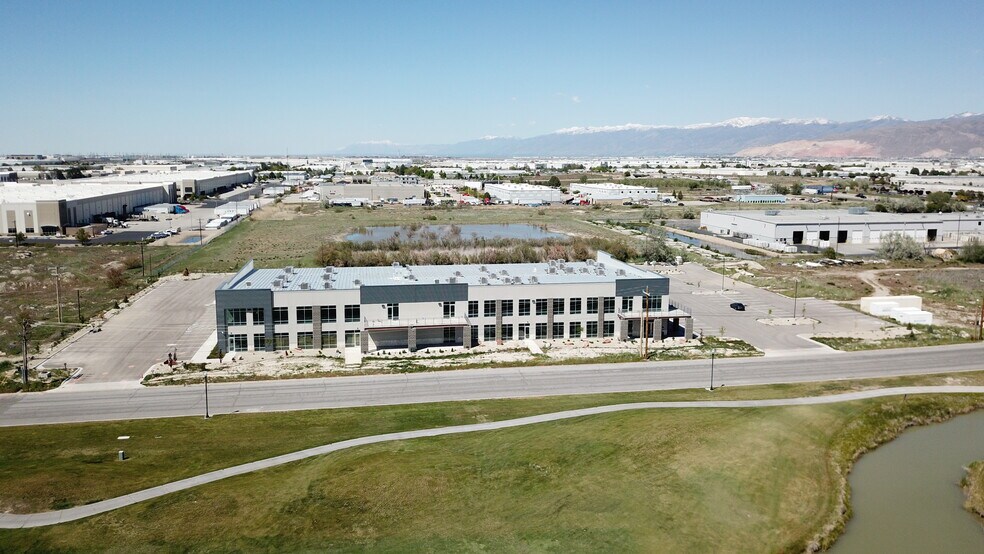 More Photos Of 4158 Links Dr, West Valley City Industrial For Lease