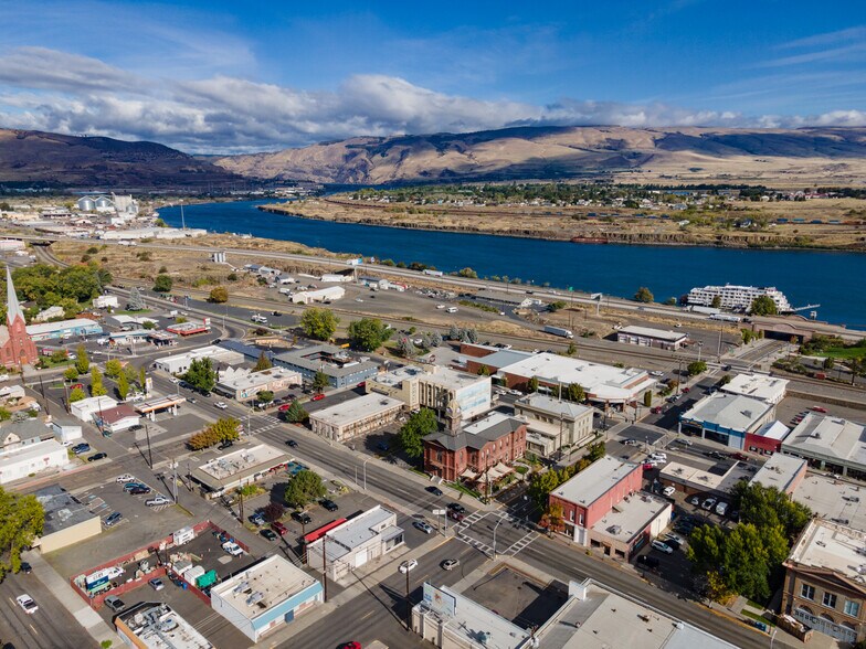 More Photos Of 311 Union St, The Dalles Restaurant For Sale