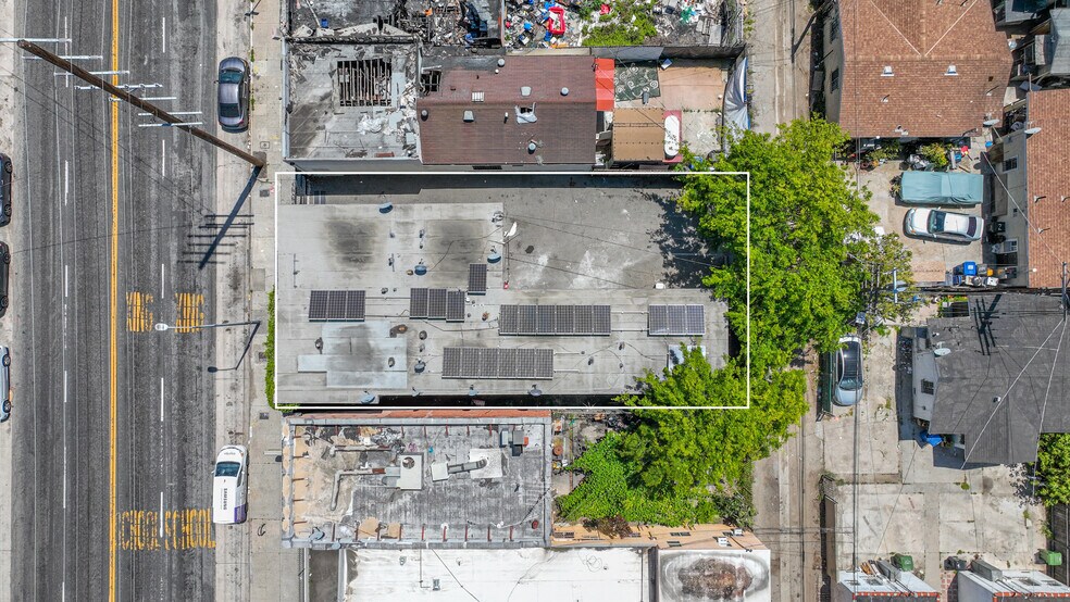 More Photos Of 3711 S Western Ave, Los Angeles Apartments For Sale