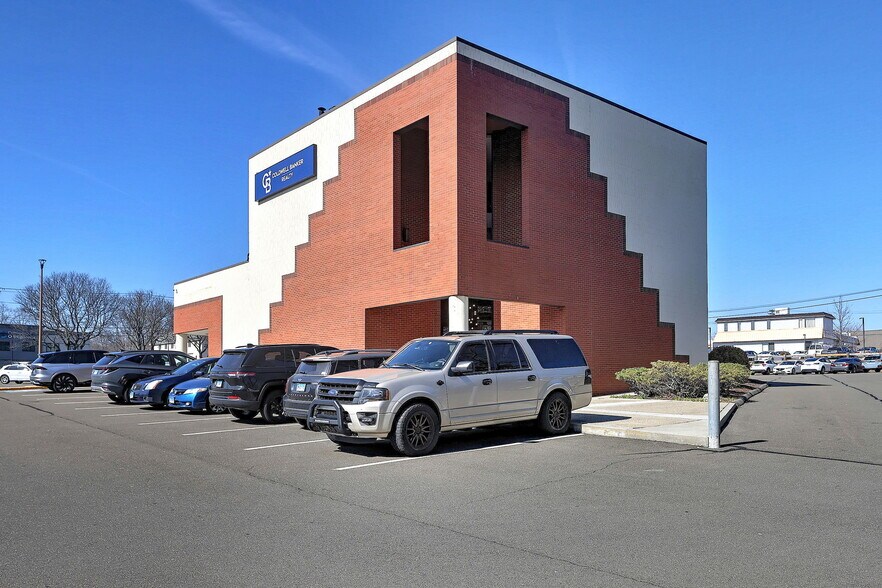 More Photos Of 236 Boston Post Rd, Orange Medical For Lease