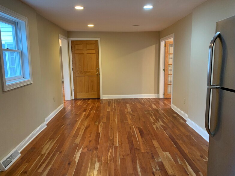 More Photos Of 3527 Darrow Rd, Stow Office For Sale