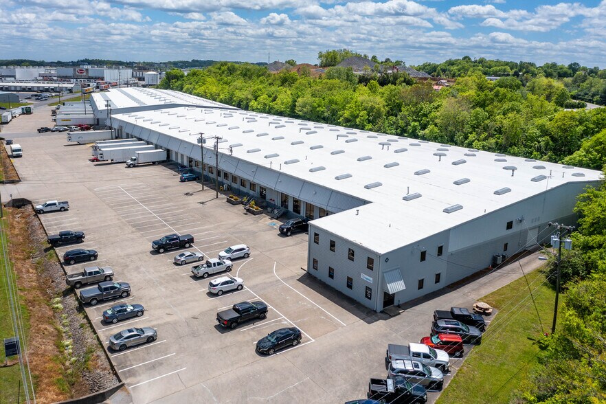 More Photos Of 101-120 Old Stone Bridge Pike, Goodlettsville Warehouse For Lease