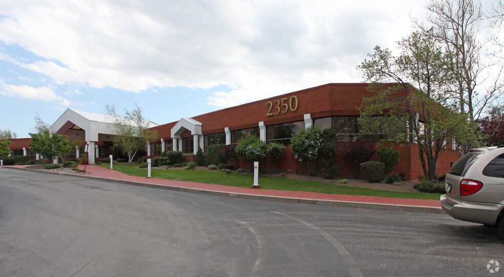 More Photos Of 2350 N Forest Rd, Getzville Office For Lease
