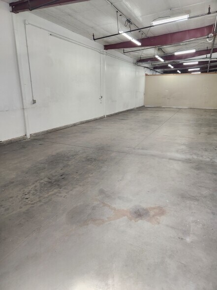 More Photos Of 11811 Upham St, Broomfield Warehouse For Lease