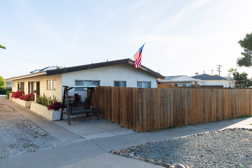 More Photos Of 4980-82 La Jolla Blvd, San Diego Multifamily For Sale