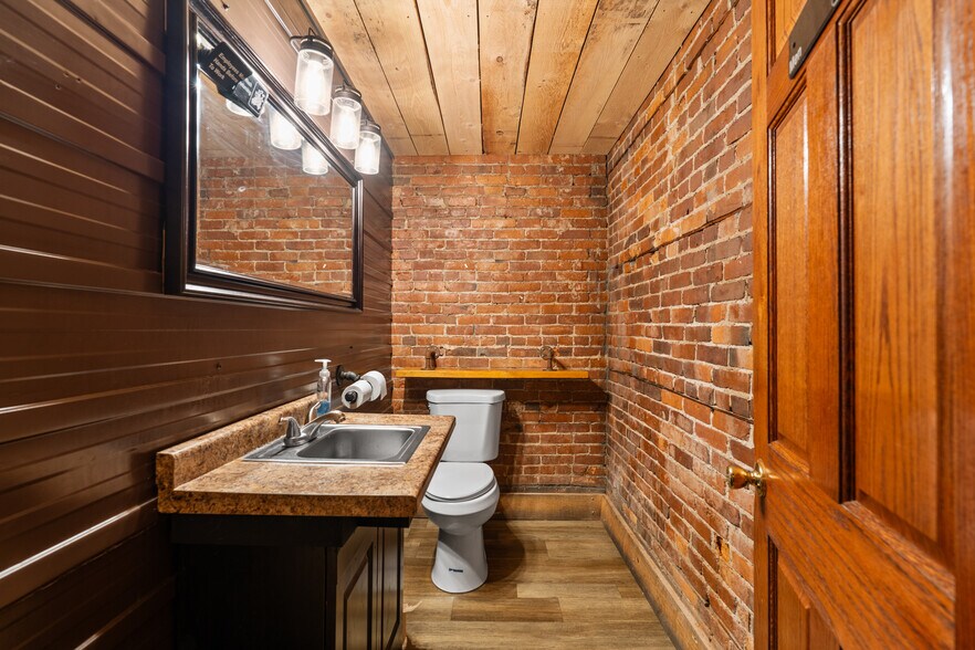 More Photos Of , Utica Unknown For Sale