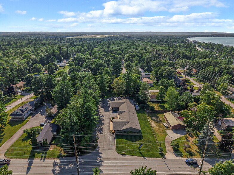 More Photos Of 3819 4 Mile Rd N, Traverse City Medical For Sale