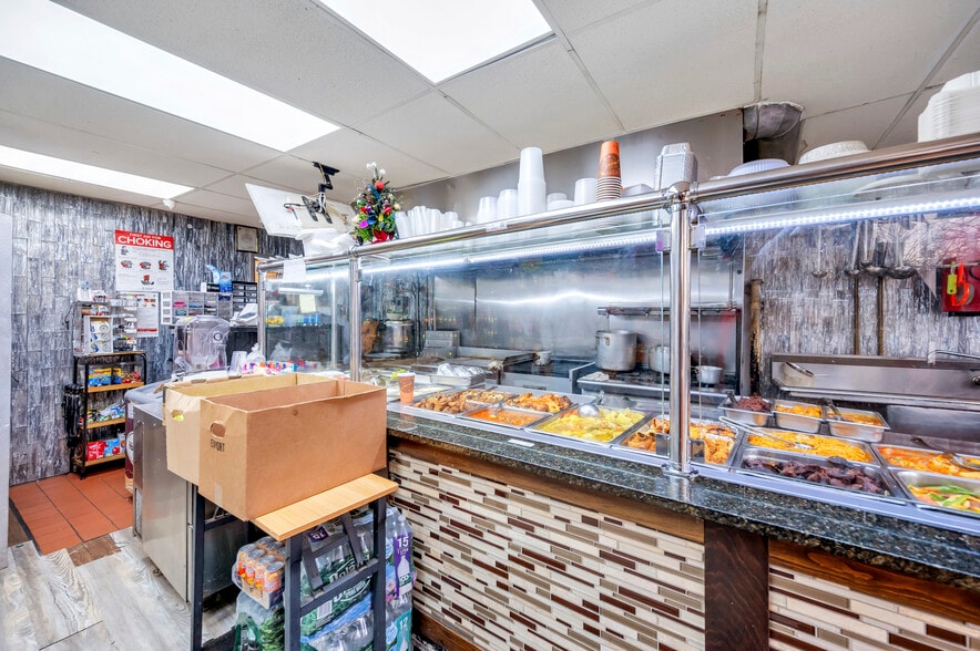 More Photos Of 307 Clinton St, Hempstead Storefront Retail Residential For Sale