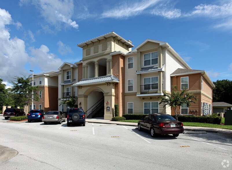 More Photos Of 450 Fontana Cir, Oviedo Apartments For Lease