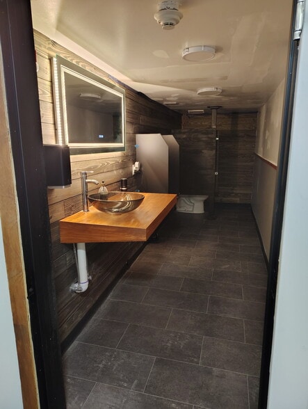 More Photos Of 1443-1449 E Main St, Rochester General Retail For Sale