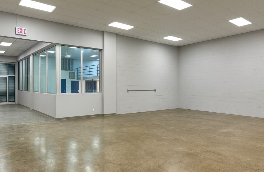 More Photos Of 2402 McDonald Ave, Brooklyn Warehouse For Sale