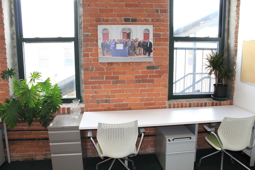 More Photos Of 60 Clayton St, Dorchester Office For Sale