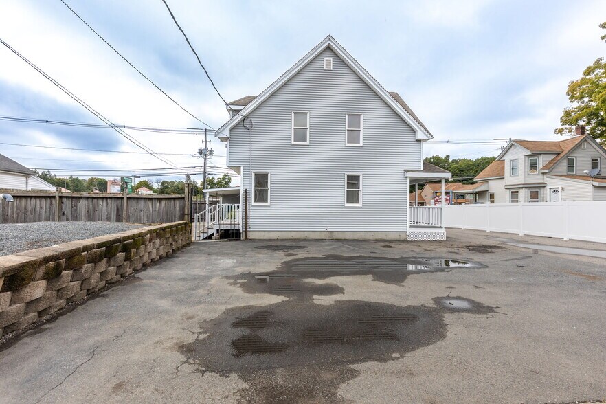 More Photos Of 280 Washington St, North Easton Light Distribution For Sale