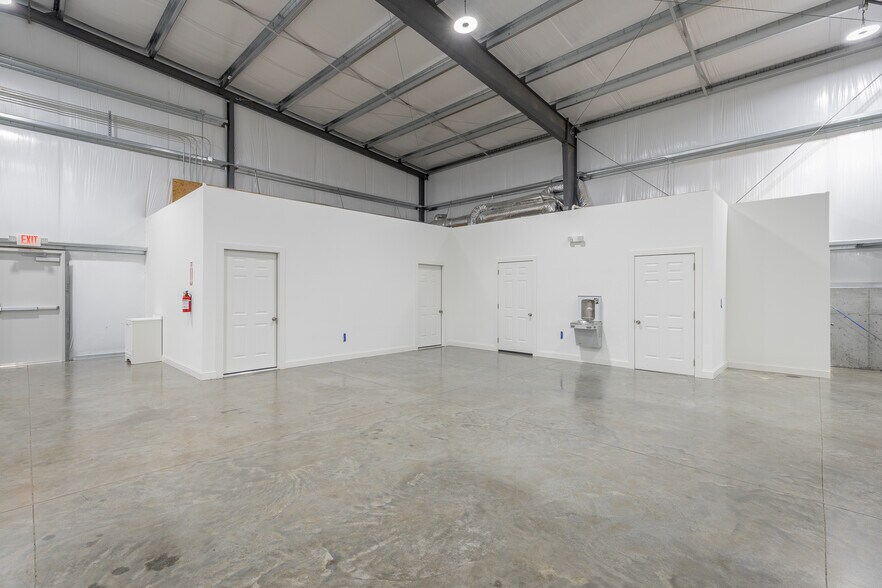 More Photos Of 3906 Caine Ln, Chattanooga Warehouse For Sale