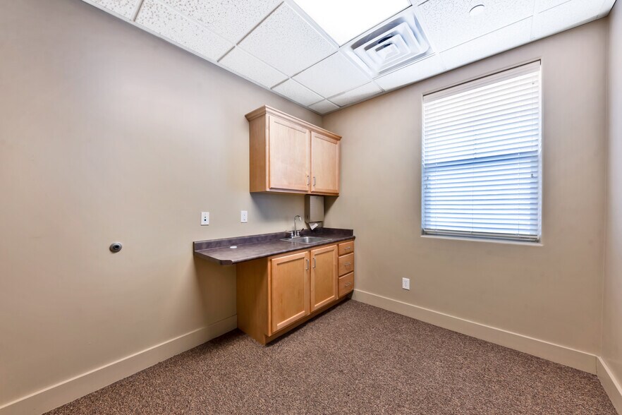 More Photos Of 7478 S Campus View Dr, West Jordan Medical For Sale
