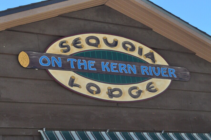 More Photos Of 16123 Sierra Way, Kernville Hotel For Sale