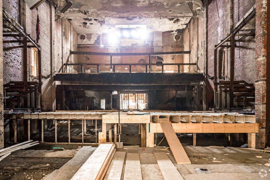 More Photos Of 31-33 Chenango St, Binghamton General Retail For Sale