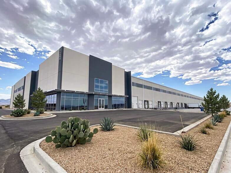 Primary Photo Of 16400 Gateway Blvd E, Socorro Unknown For Lease