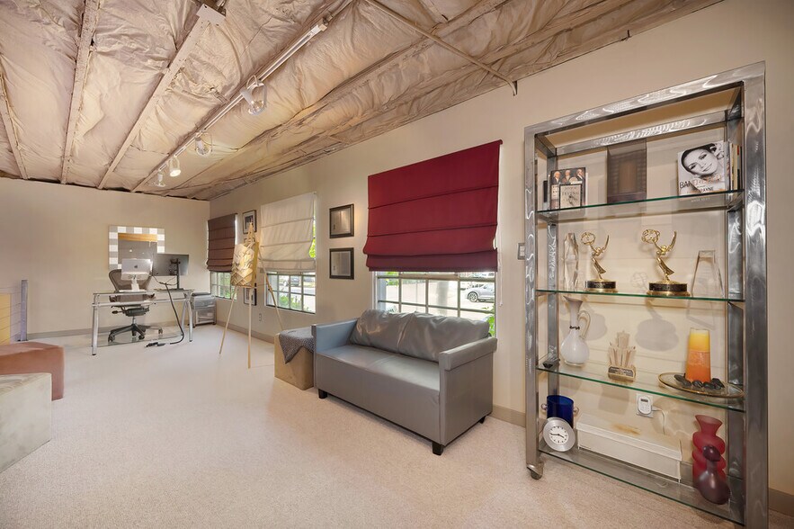 More Photos Of 2101 28th St, Sacramento Warehouse For Sale