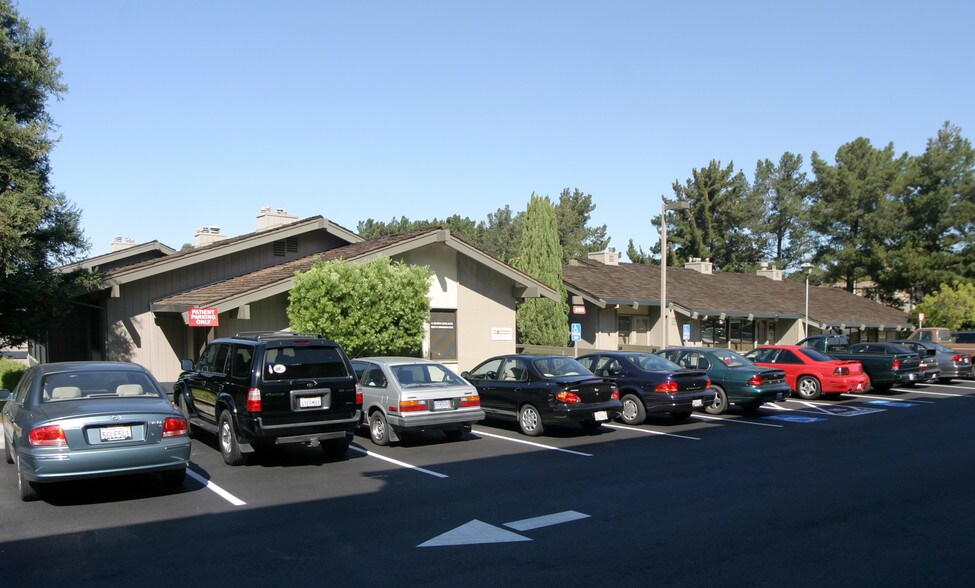 More Photos Of 2150 Appian Way, Pinole Office For Sale