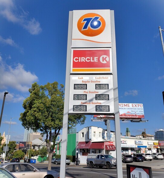 More Photos Of 801 S Hoover St, Los Angeles Service Station For Sale