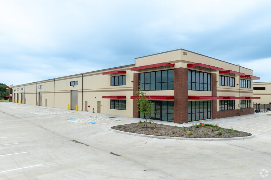 Primary Photo Of 2670 Sherman St, Grand Prairie Warehouse For Lease