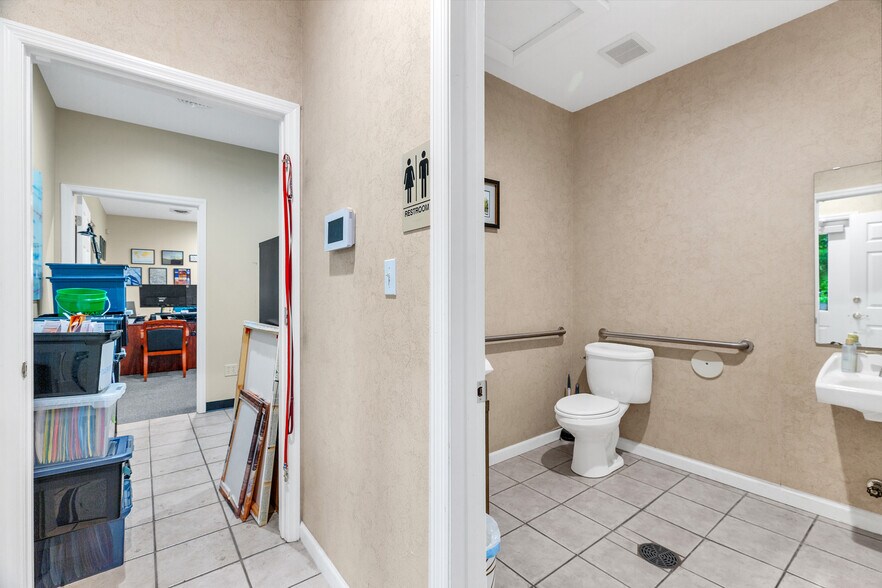 More Photos Of 763-765 W Terra Ln, O'Fallon Loft Creative Space For Sale