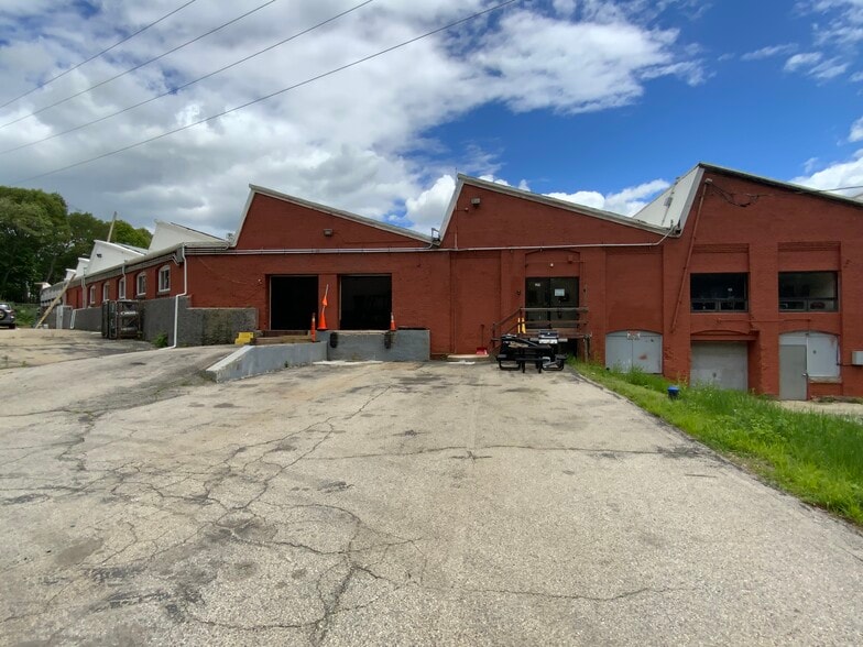Primary Photo Of 129 Brookside Ave, West Warwick Manufacturing For Lease