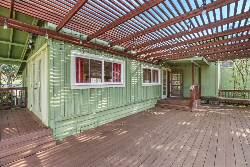 More Photos Of 5186 Gravenstein Hwy S, Sebastopol Restaurant For Sale
