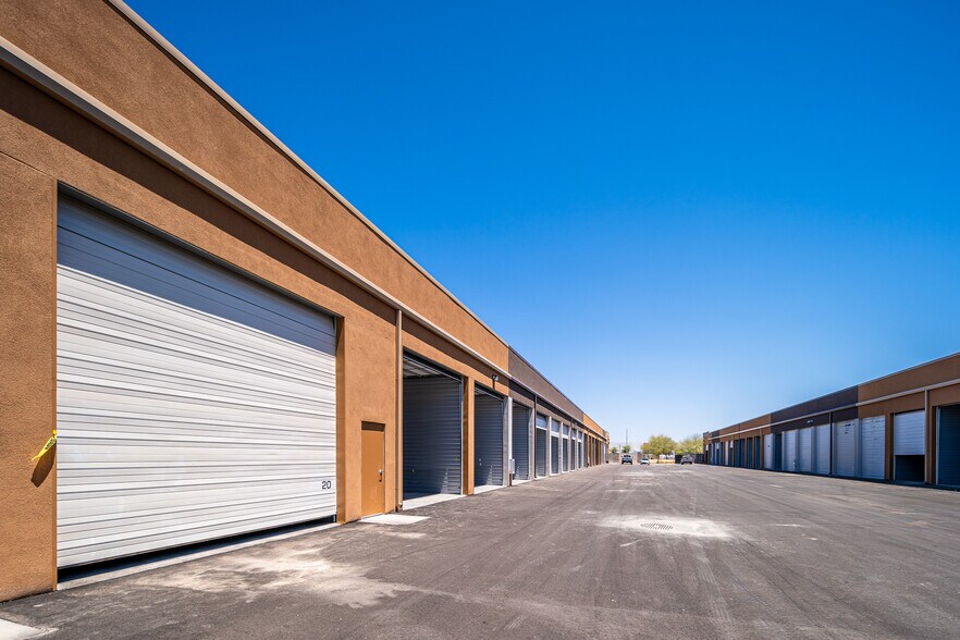 More Photos Of 390 Enterprise Pl, Chandler Self Storage For Sale