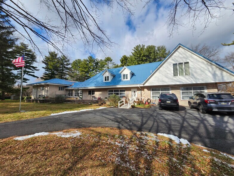 More Photos Of 235 Franklin St, Fairfield Assisted Living For Sale