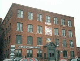 More Photos Of 100 Factory St, Nashua Warehouse For Lease