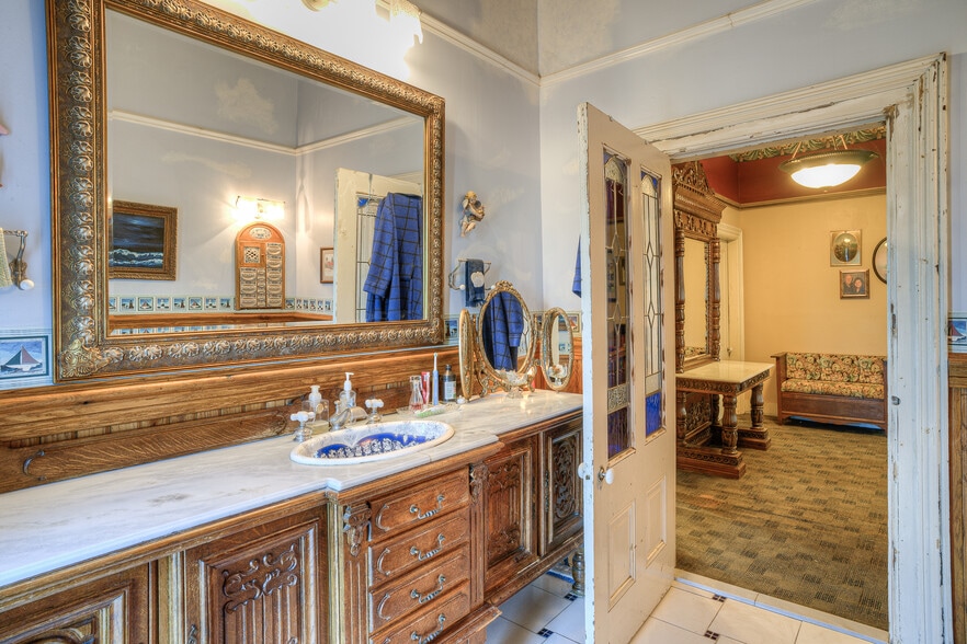 More Photos Of 2109 Robinson St, Oroville Specialty For Sale