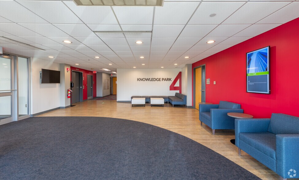 More Photos Of 2 Mount Royal Ave, Marlborough Unknown For Lease