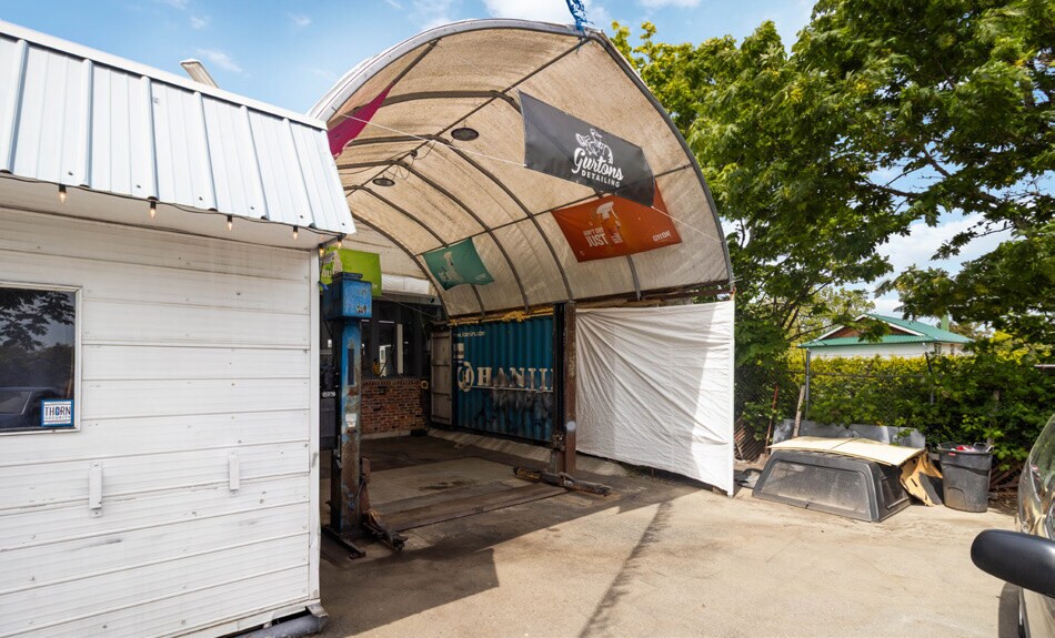 More Photos Of 9139 E Saanich Rd, North Saanich Auto Dealership For Sale