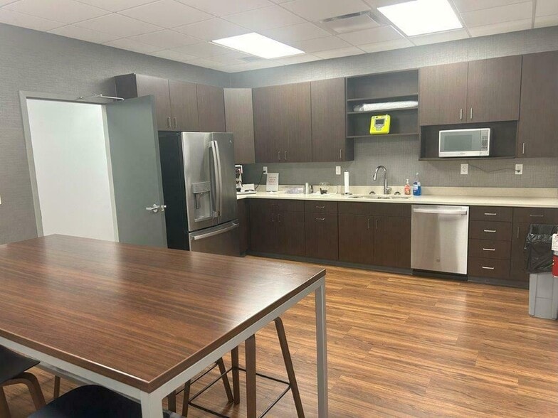 More Photos Of 3 Hoop Dr, Walton Industrial For Sale