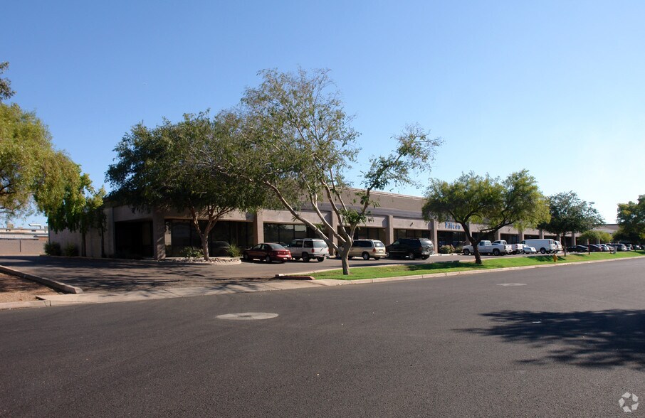 More Photos Of 3310-3334 W Flower St, Phoenix Warehouse For Lease