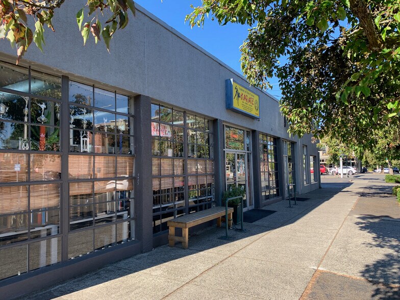 More Photos Of 2621 N Proctor St, Tacoma Storefront For Sale