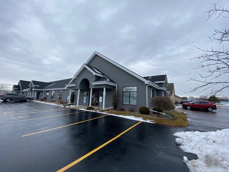 More Photos Of 885 Western Ave, Fond Du Lac Medical For Lease