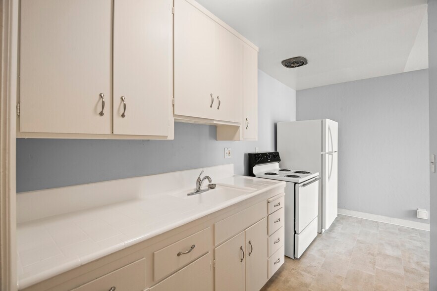 More Photos Of 393 N 5th St, San Jose Apartments For Sale