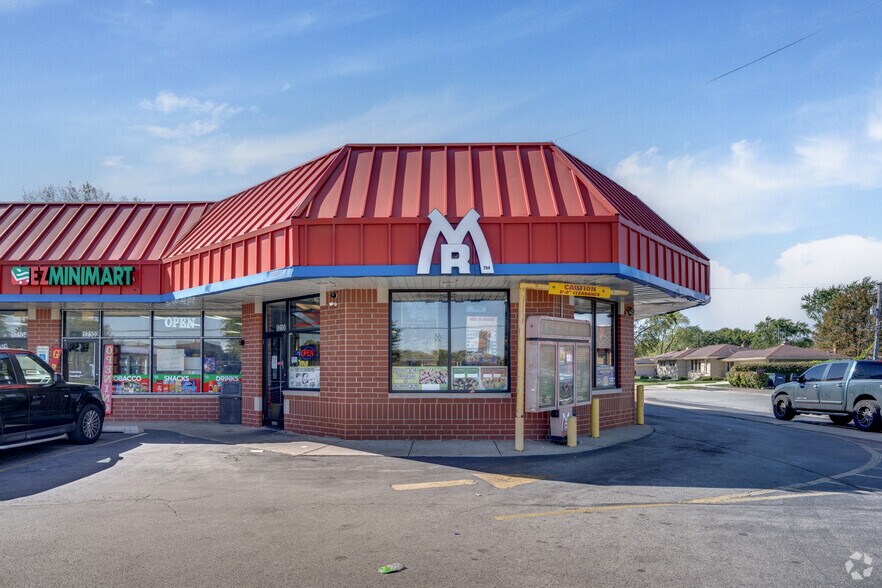 More Photos Of 17100-17114 S Park Ave, South Holland Storefront Retail Office For Lease
