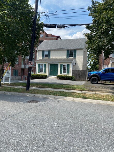 Primary Photo Of 4713 Maple Ave, Bethesda Office For Sale