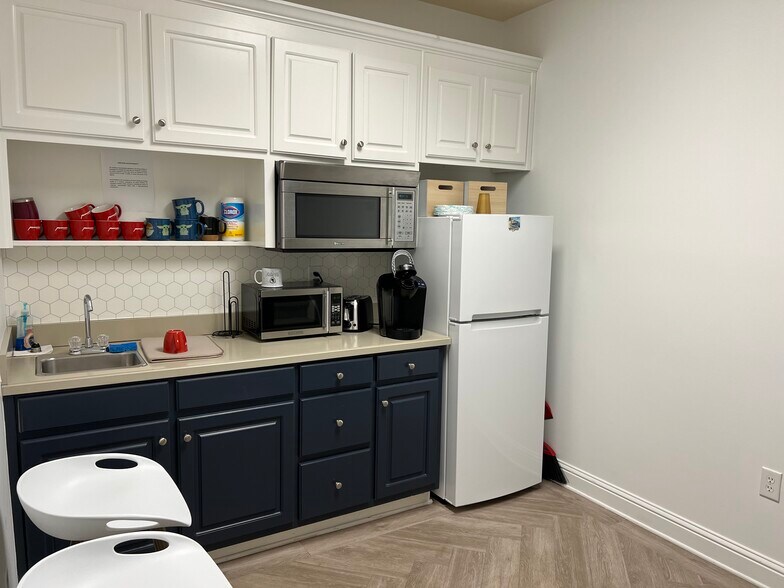 More Photos Of 3925 Harrison Rd, Loganville Office For Sale