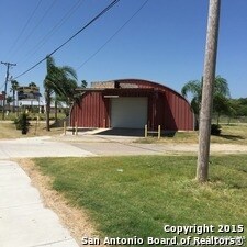 More Photos Of 2032 S US Highway 281, Falfurrias Contractor Storage Yard For Sale