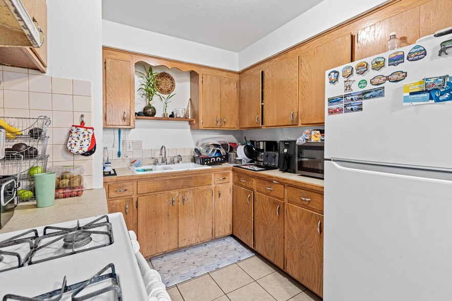 More Photos Of 4220 4th St NE, Columbia Heights Apartments For Sale