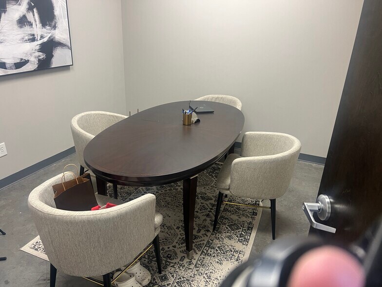 More Photos Of 319 Hickerson Dr, Murfreesboro Light Distribution For Lease