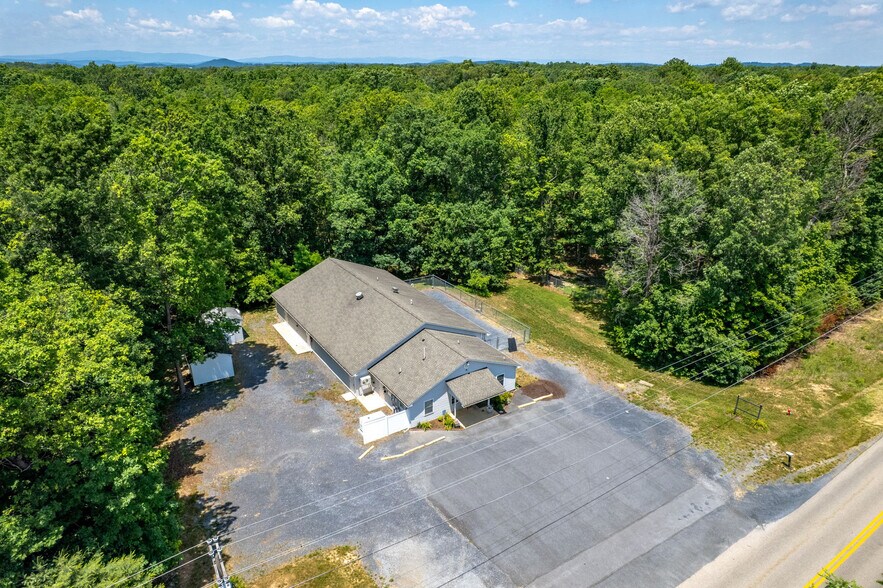 More Photos Of 1001 Mount Torrey Rd, Lyndhurst Office For Sale