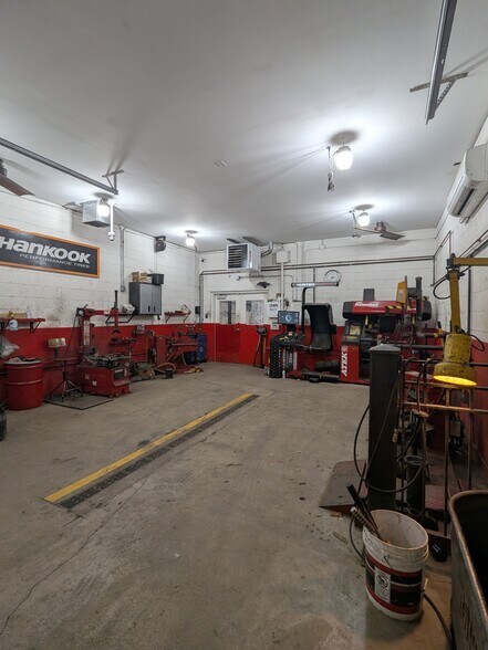 More Photos Of 1528 W Fullerton Ave, Chicago Storefront Retail Residential For Sale