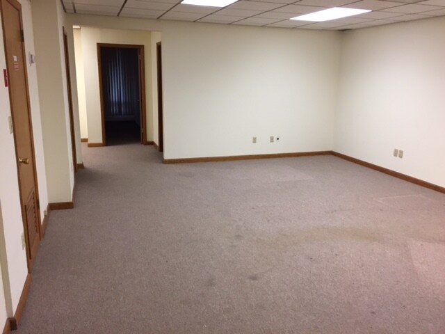 More Photos Of 5 State Route 94, Vernon Office For Sale