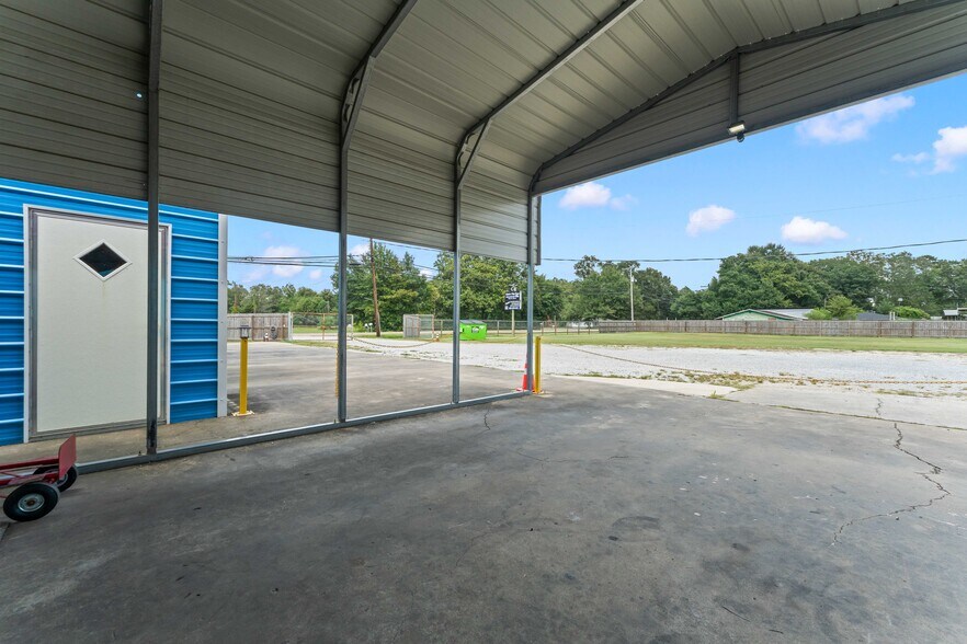 More Photos Of 13402 Old Baton Rouge Hwy, Hammond Light Distribution For Sale